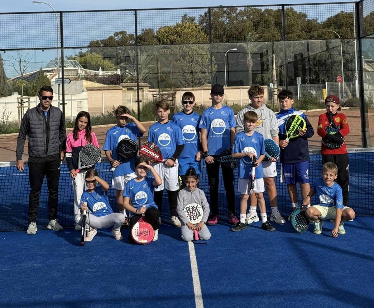 Campus de pádel para niño/as